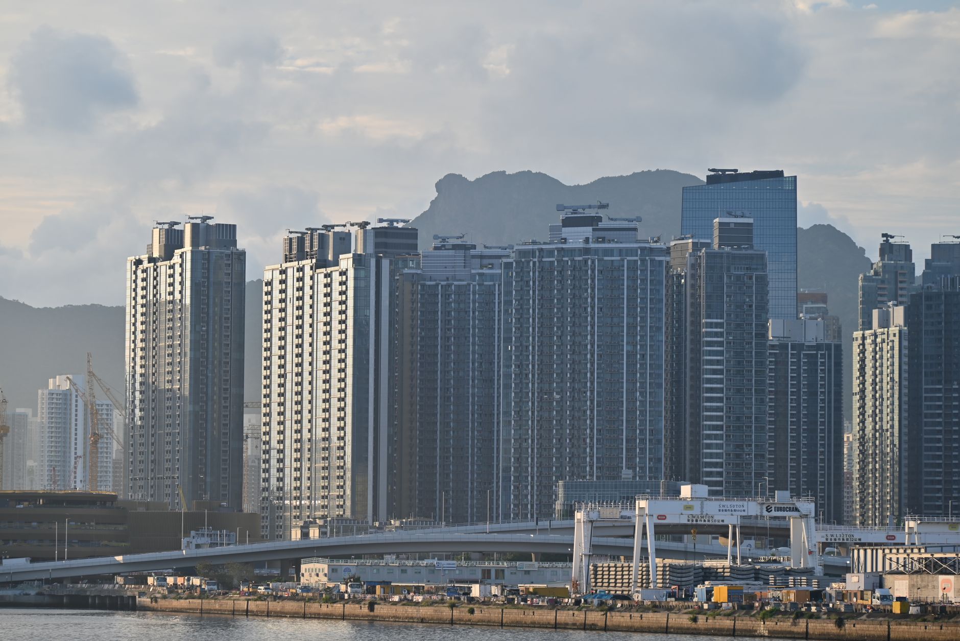 migration-hk 配图